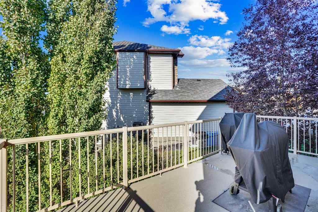 MLS® A2268032 - 172 Seagreen Way  in West Creek Chestermere, Residential