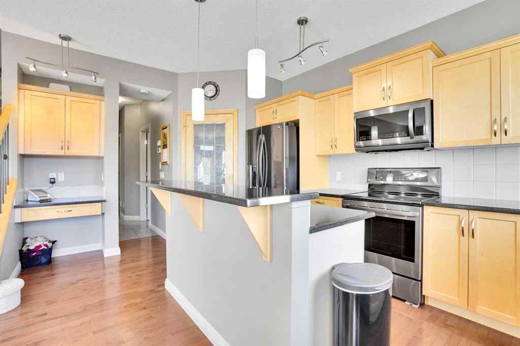 MLS® A2268032 - 172 Seagreen Way  in West Creek Chestermere, Residential