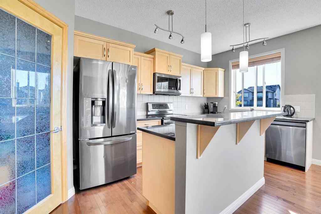 MLS® A2268032 - 172 Seagreen Way  in West Creek Chestermere, Residential