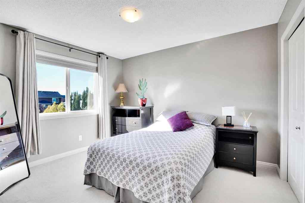 MLS® A2268032 - 172 Seagreen Way  in West Creek Chestermere, Residential