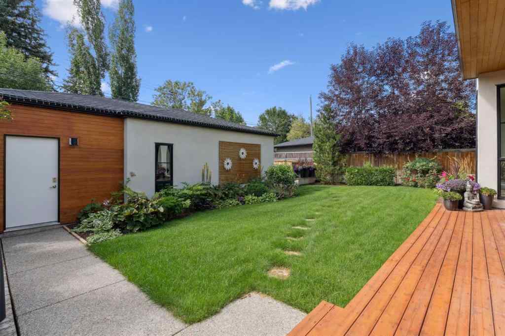 MLS® A2268037 - 411 47 Avenue SW in Elboya Calgary, Residential