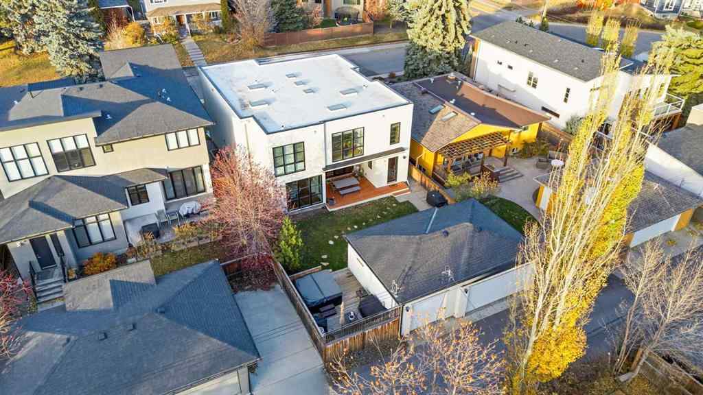 MLS® A2268037 - 411 47 Avenue SW in Elboya Calgary, Residential