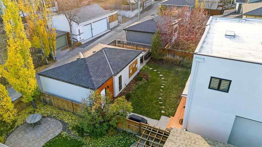 MLS® A2268037 - 411 47 Avenue SW in Elboya Calgary, Residential