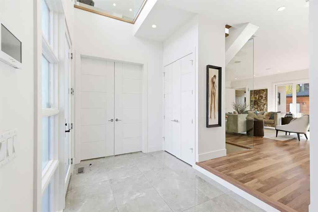 MLS® A2268037 - 411 47 Avenue SW in Elboya Calgary, Residential