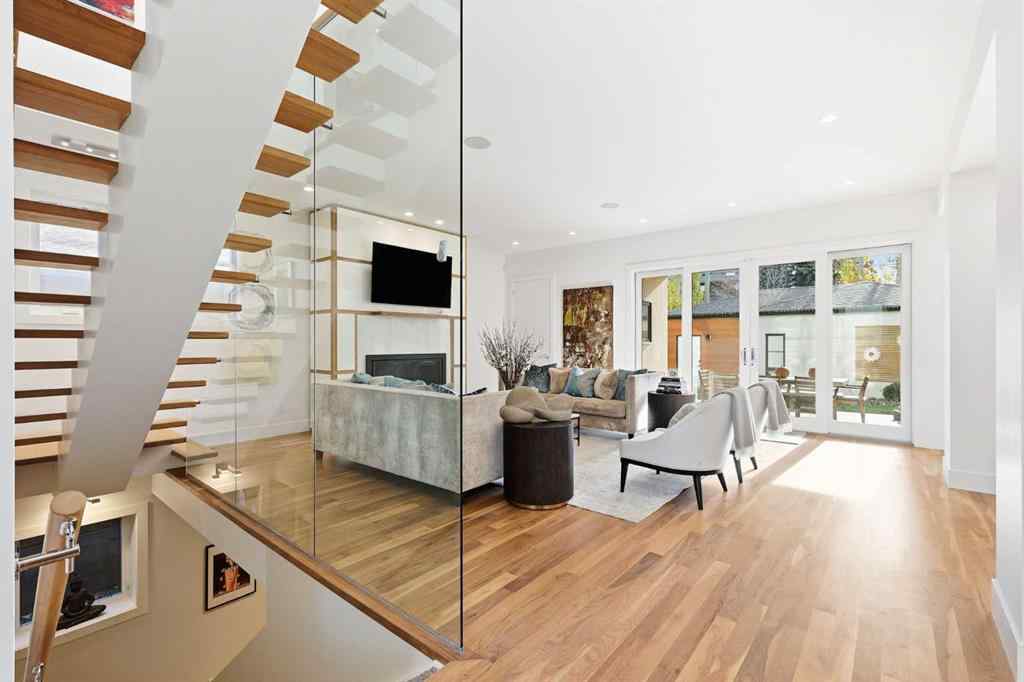 MLS® A2268037 - 411 47 Avenue SW in Elboya Calgary, Residential