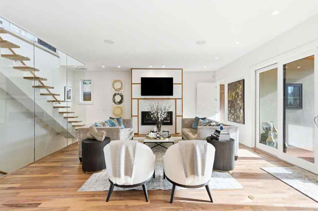 MLS® A2268037 - 411 47 Avenue SW in Elboya Calgary, Residential