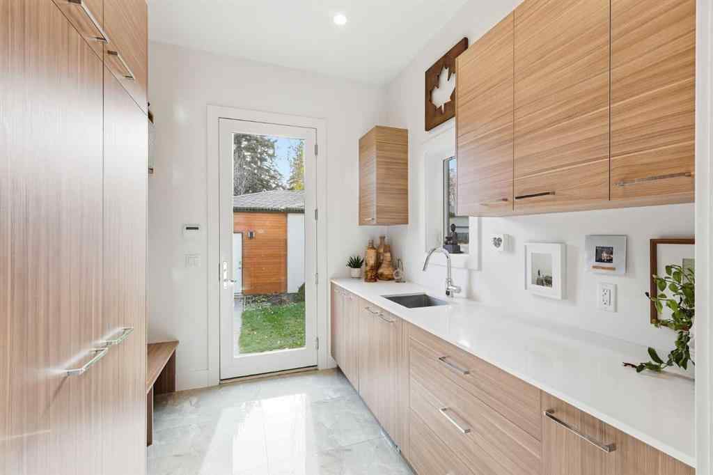 MLS® A2268037 - 411 47 Avenue SW in Elboya Calgary, Residential