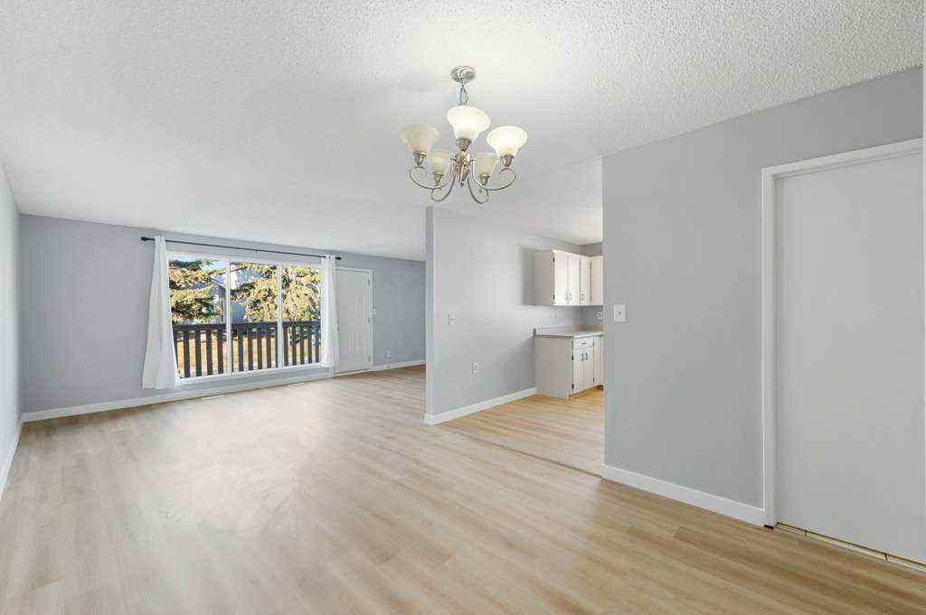 MLS® A2268038 - 53,55 Dovercliffe Way SE in Dover Calgary, Residential