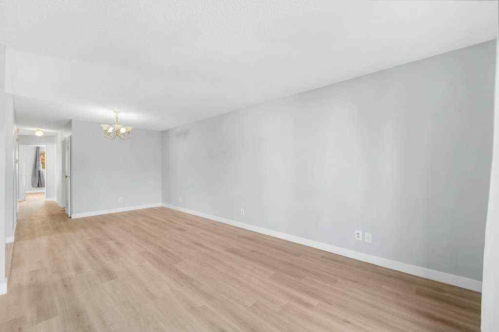 MLS® A2268038 - 53,55 Dovercliffe Way SE in Dover Calgary, Residential