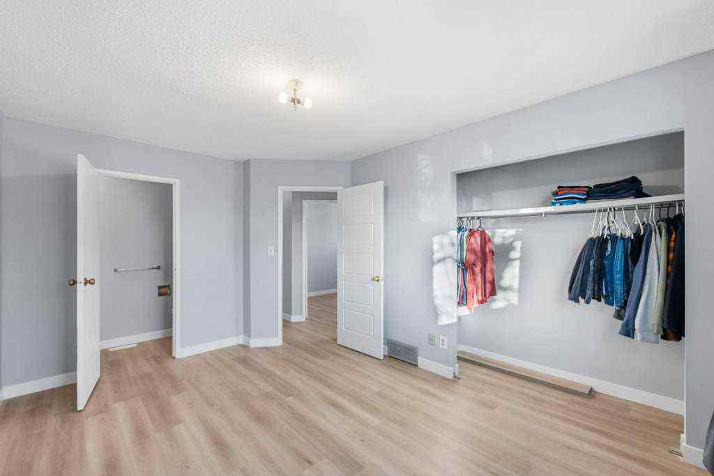 MLS® A2268038 - 53,55 Dovercliffe Way SE in Dover Calgary, Residential
