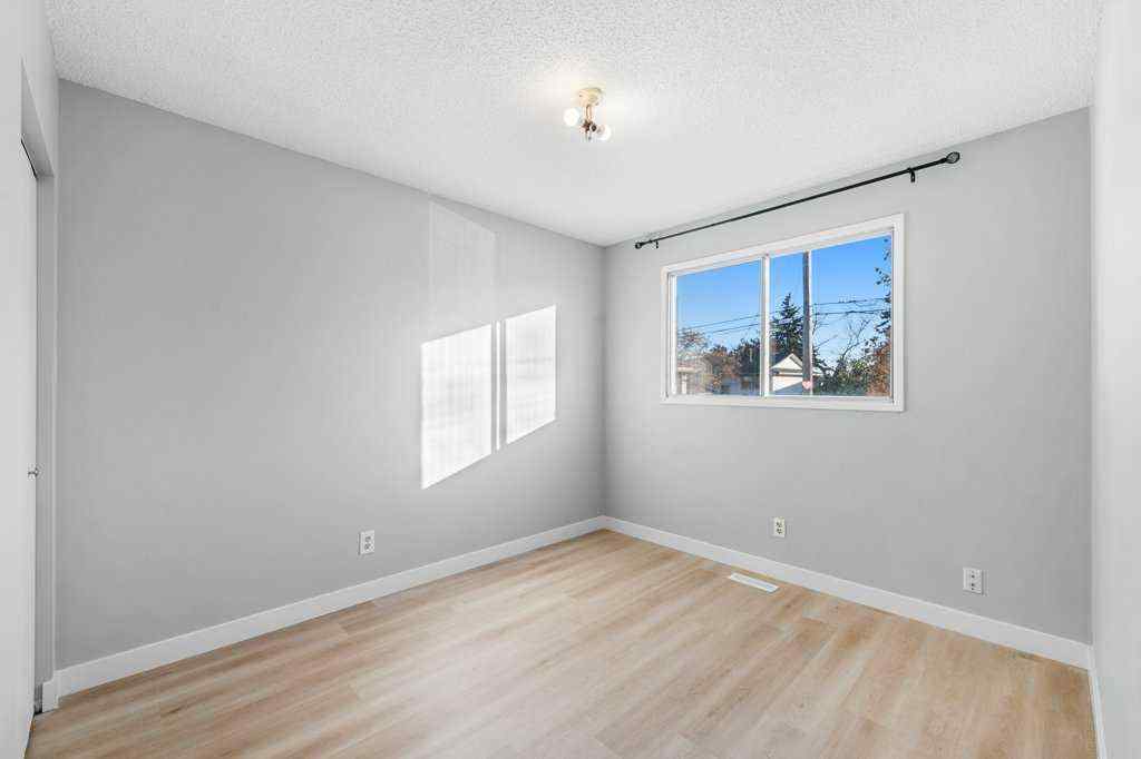 MLS® A2268038 - 53,55 Dovercliffe Way SE in Dover Calgary, Residential