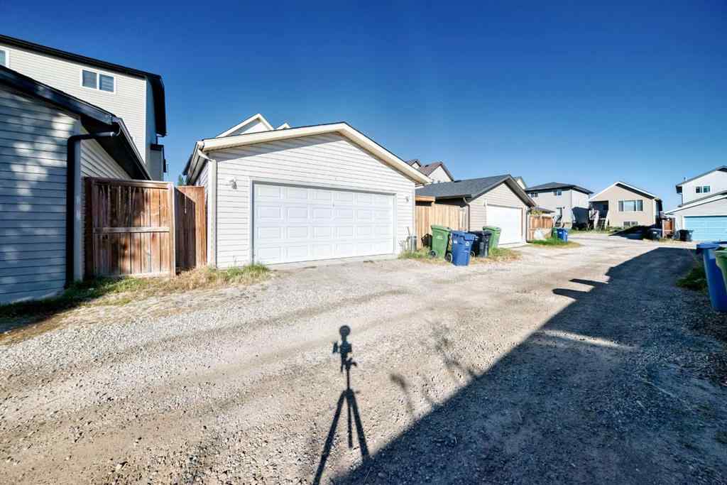 MLS® A2268042 - 205 Panora Close NW in Panorama Hills Calgary, Residential