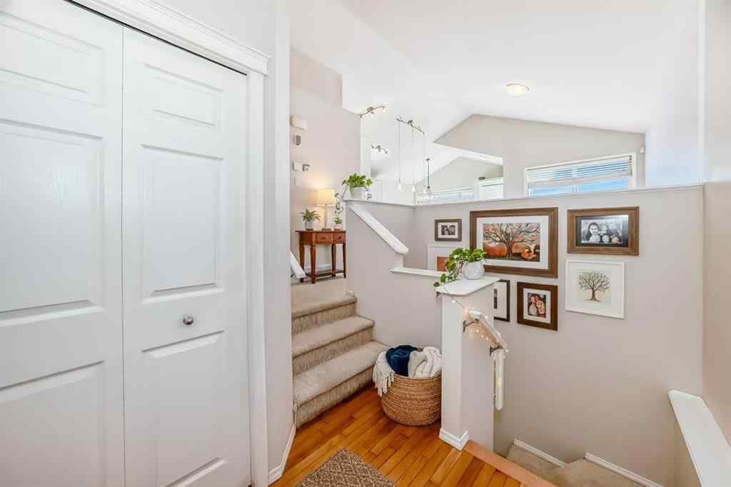 MLS® A2268042 - 205 Panora Close NW in Panorama Hills Calgary, Residential