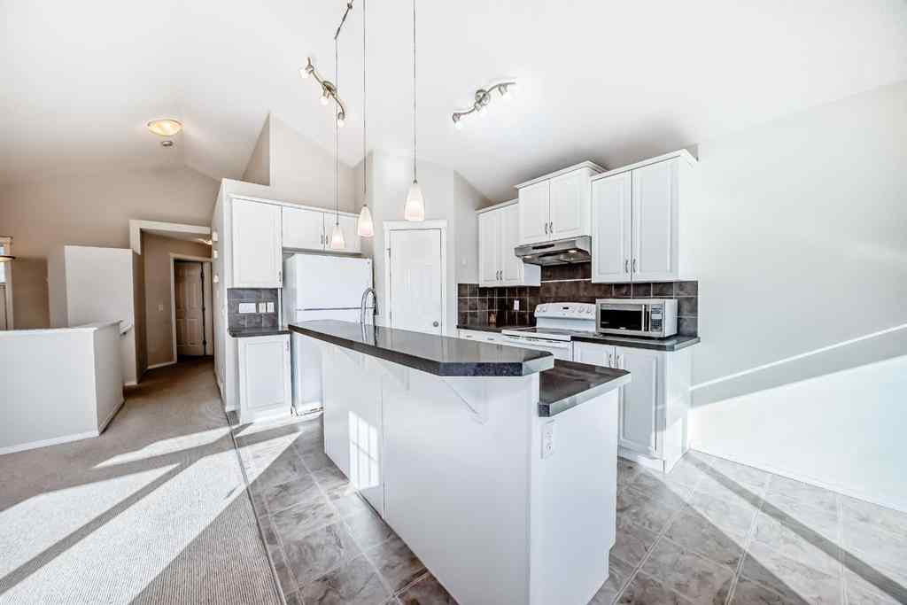 MLS® A2268042 - 205 Panora Close NW in Panorama Hills Calgary, Residential