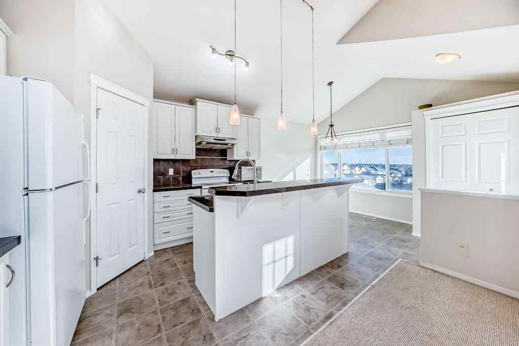 MLS® A2268042 - 205 Panora Close NW in Panorama Hills Calgary, Residential