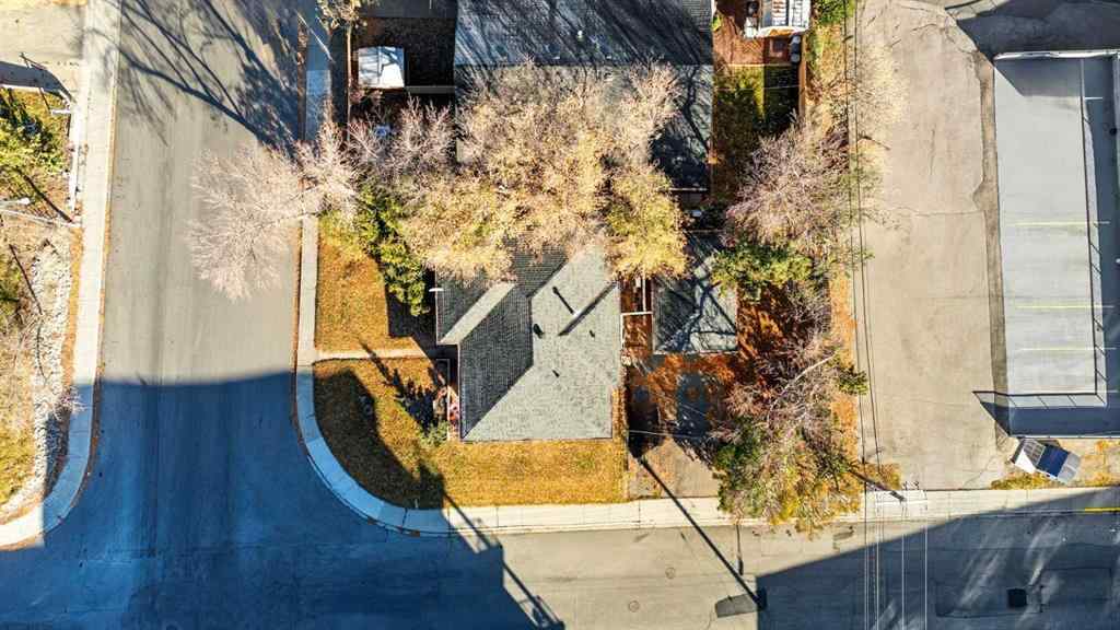 MLS® A2268043 - 2524 17a Street  in Bankview Calgary, Residential