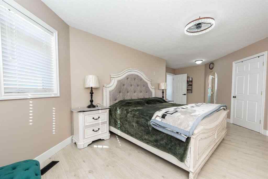 MLS® A2268045 - 263140 Butte Hills Way  in Butte Hills Rural Rocky View County, Residential