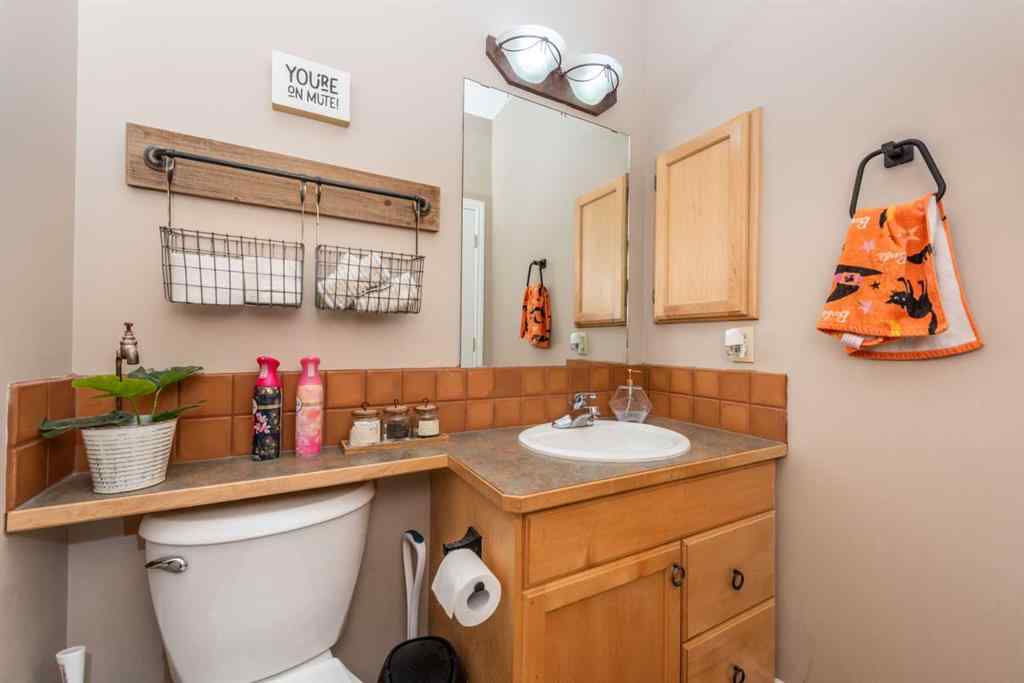 MLS® A2268045 - 263140 Butte Hills Way  in Butte Hills Rural Rocky View County, Residential