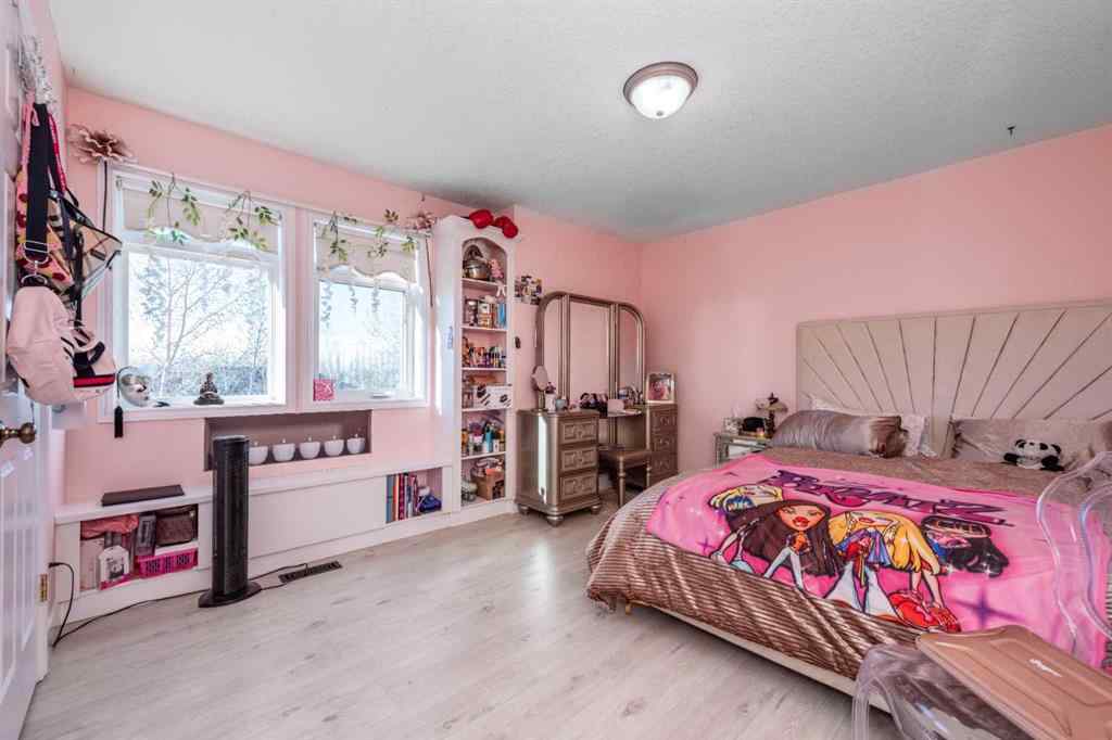 MLS® A2268045 - 263140 Butte Hills Way  in Butte Hills Rural Rocky View County, Residential