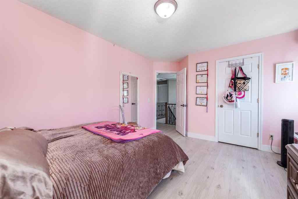 MLS® A2268045 - 263140 Butte Hills Way  in Butte Hills Rural Rocky View County, Residential