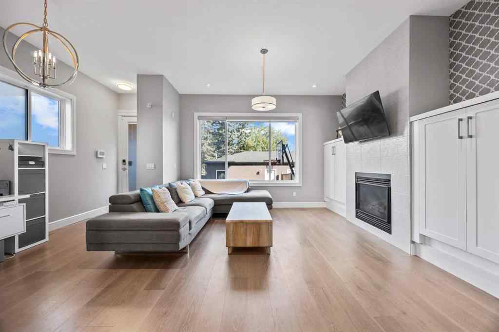 MLS® A2268047 - 1906 22 Avenue NW in Banff Trail Calgary, Residential