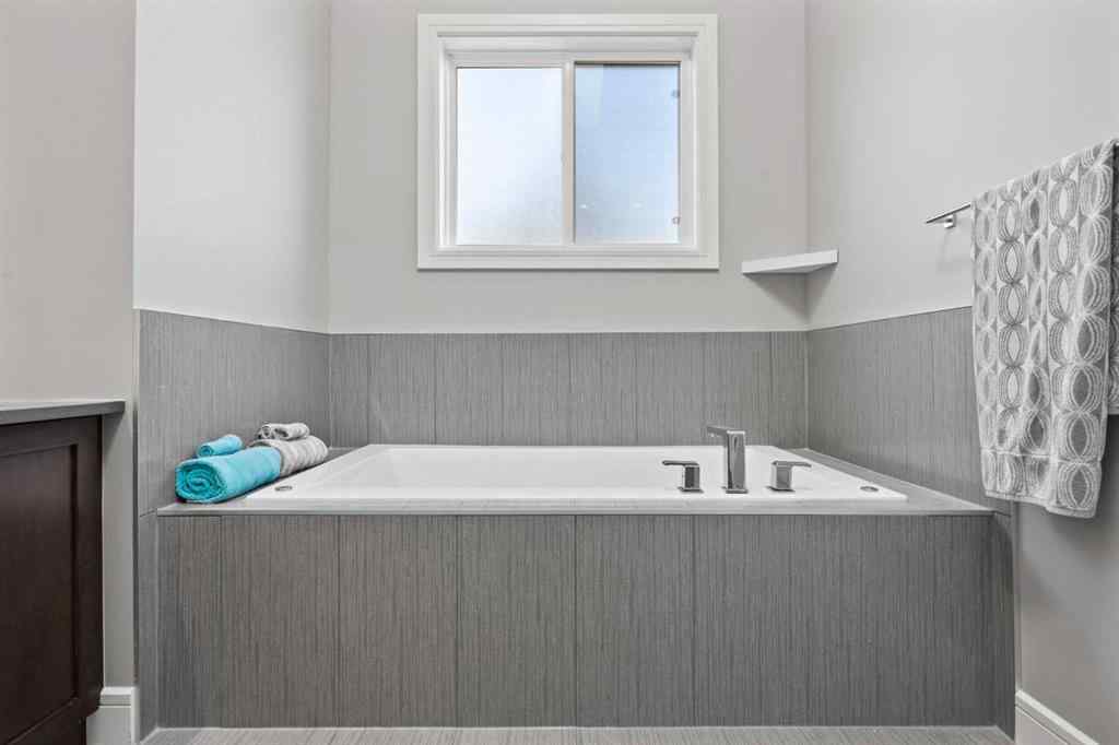 MLS® A2268047 - 1906 22 Avenue NW in Banff Trail Calgary, Residential