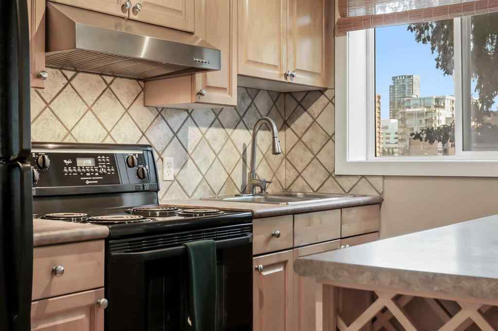 MLS® A2268049 - Unit #302 1411 7 Street SW in Beltline Calgary, Residential