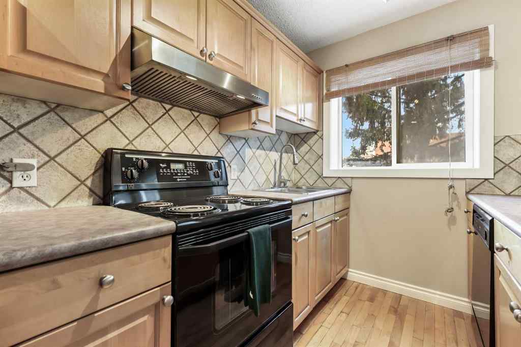 MLS® A2268049 - Unit #302 1411 7 Street SW in Beltline Calgary, Residential