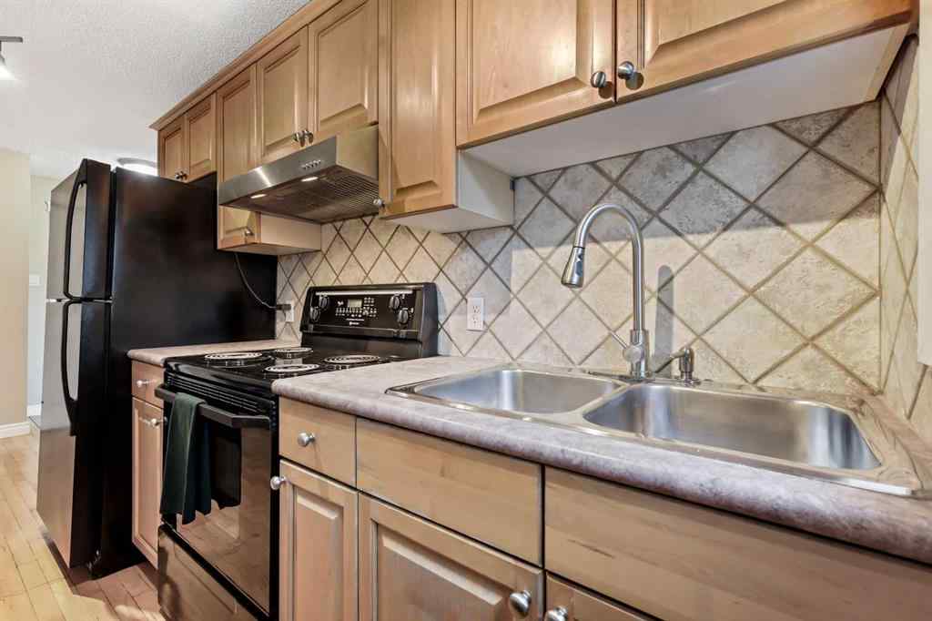 MLS® A2268049 - Unit #302 1411 7 Street SW in Beltline Calgary, Residential