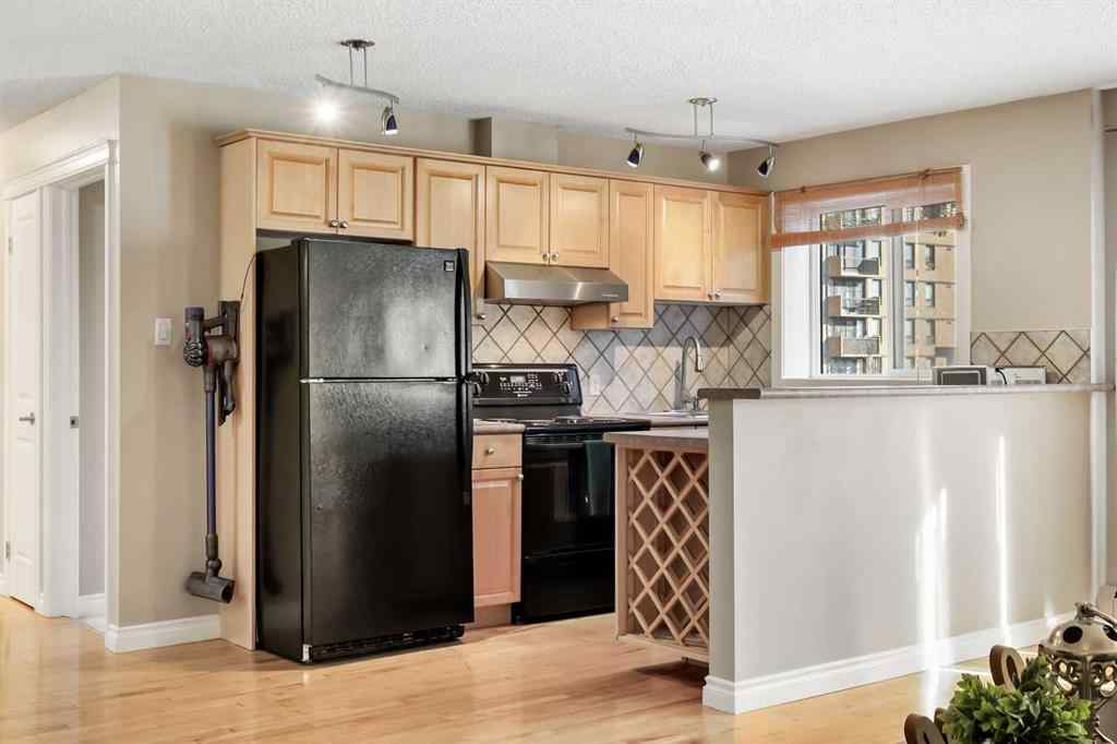 MLS® A2268049 - Unit #302 1411 7 Street SW in Beltline Calgary, Residential