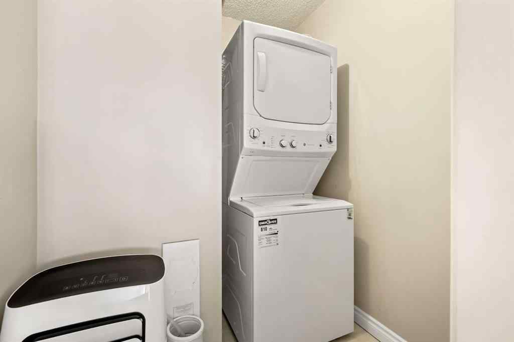 MLS® A2268049 - Unit #302 1411 7 Street SW in Beltline Calgary, Residential