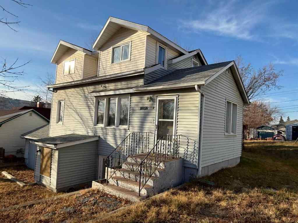 MLS® A2268050 - 10118 106 Avenue  in South End Peace River, Residential