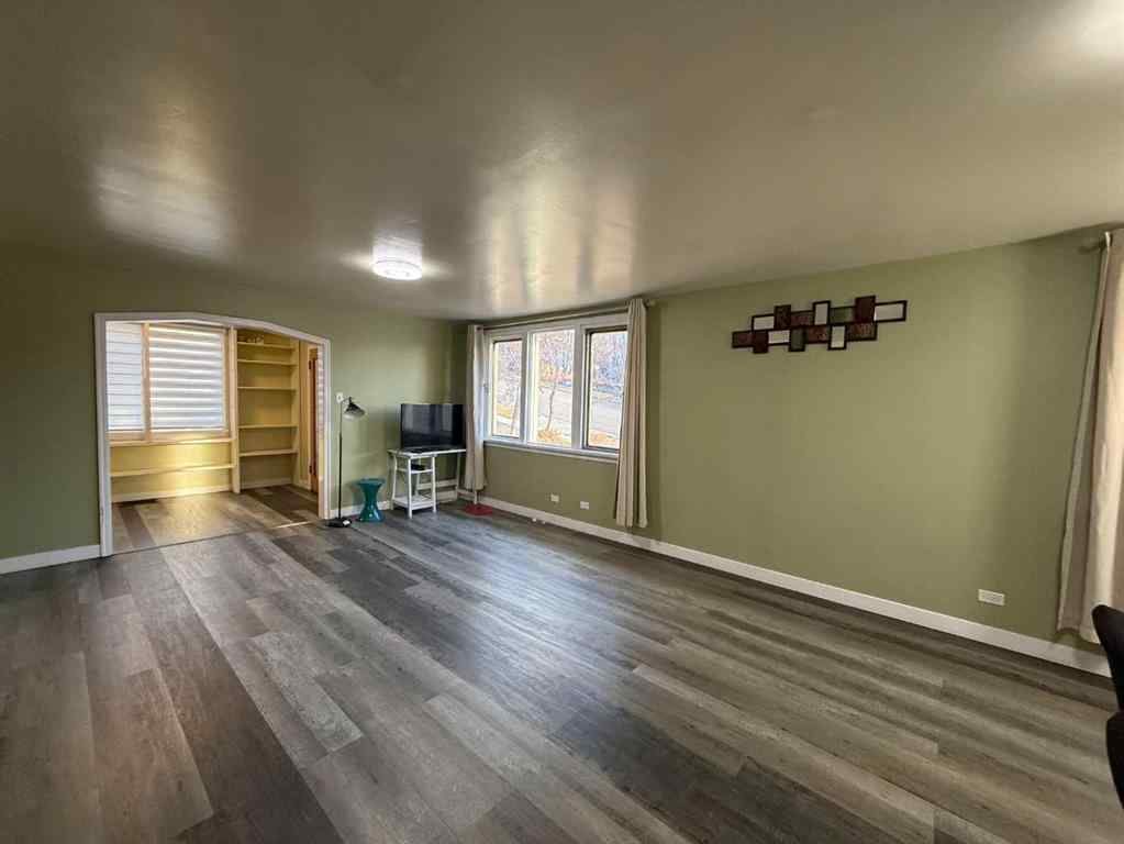 MLS® A2268050 - 10118 106 Avenue  in South End Peace River, Residential