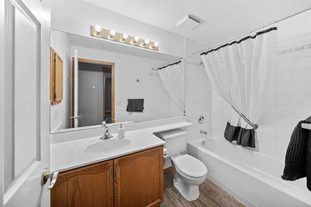 MLS® A2268051 - Unit #207 200 Lincoln Way SW in Lincoln Park Calgary, Residential