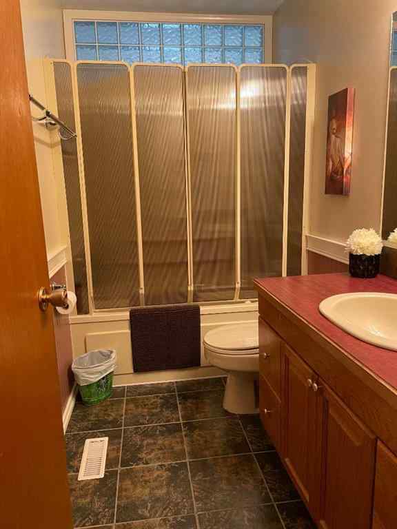 MLS® A2268053 - 11409 103 Street Street  in Riverview Peace River, Residential