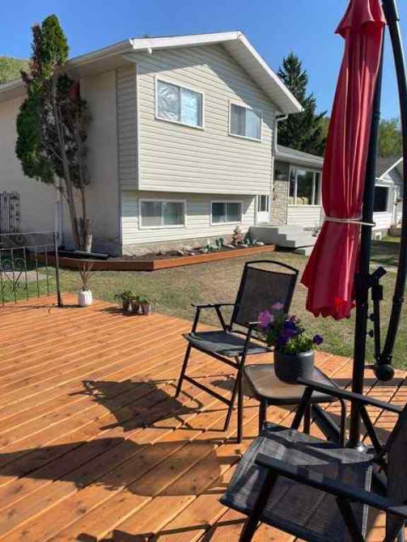 MLS® A2268053 - 11409 103 Street Street  in Riverview Peace River, Residential