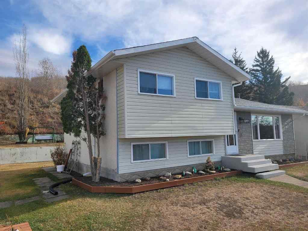 MLS® A2268053 - 11409 103 Street Street  in Riverview Peace River, Residential