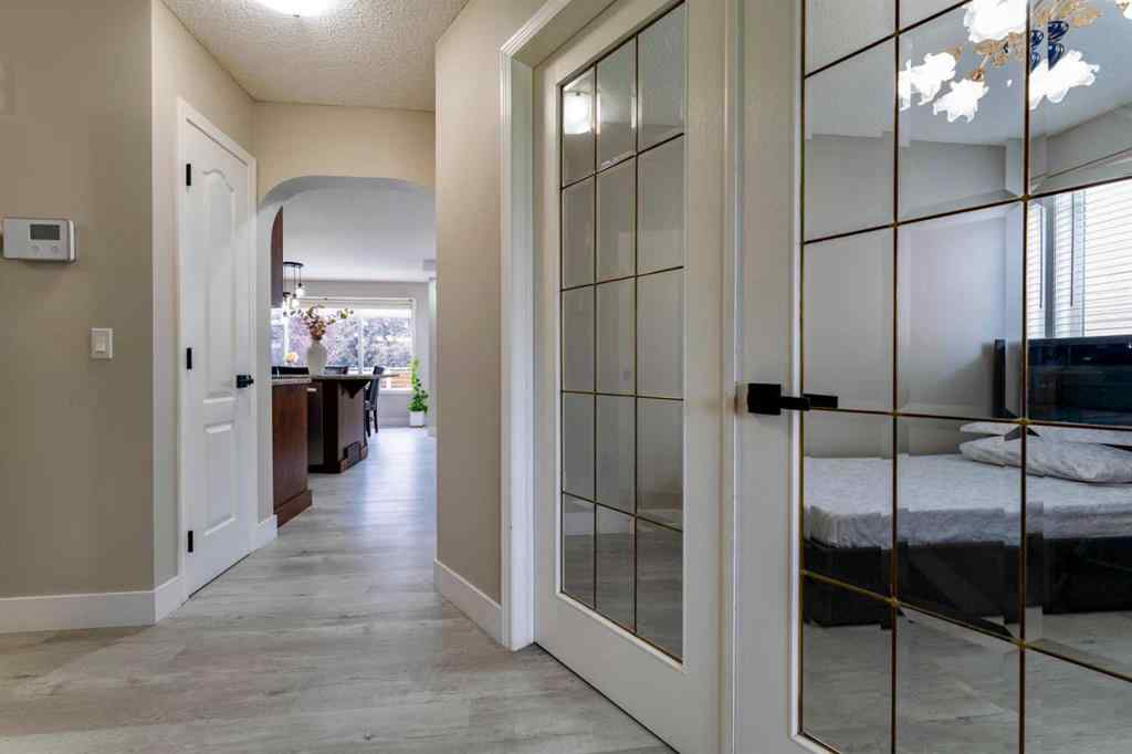 MLS® A2268073 - 276 Fairways Bay NW in Fairways Airdrie, Residential