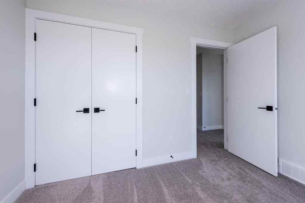 MLS® A2268074 - 22 Cimarron Estates Gate  in Cimarron Estates Okotoks, Residential