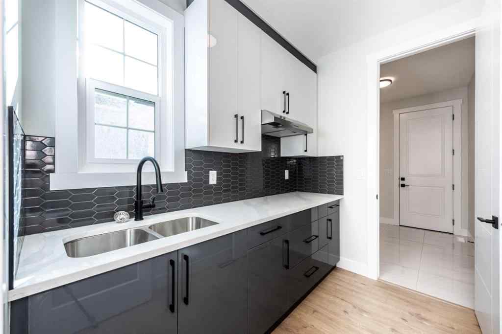 MLS® A2268074 - 22 Cimarron Estates Gate  in Cimarron Estates Okotoks, Residential