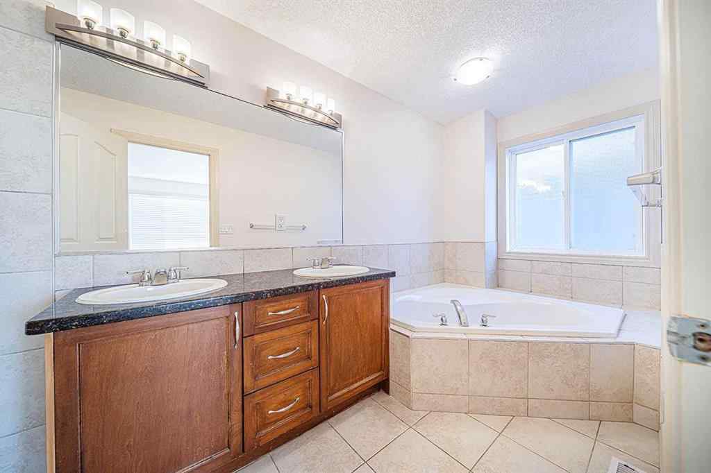 MLS® A2268076 - 22 Royal Birch Way  NW in Royal Oak Calgary, Residential