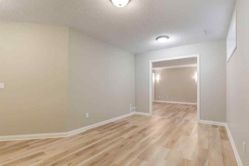 MLS® A2268081 - 1880 Thornbird Road SE in Thorburn Airdrie, Residential