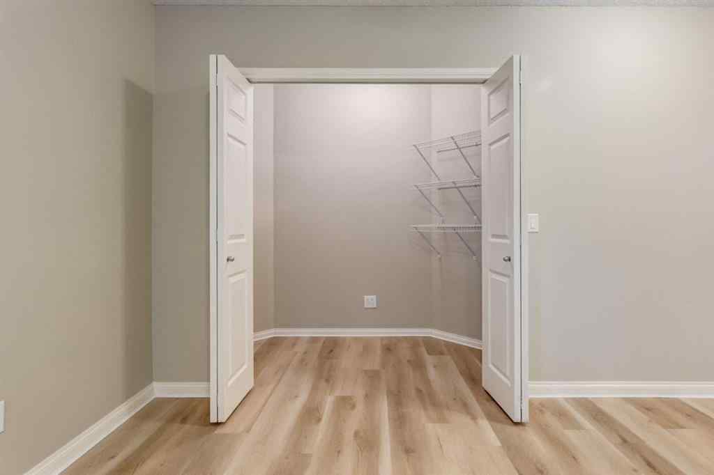 MLS® A2268081 - 1880 Thornbird Road SE in Thorburn Airdrie, Residential