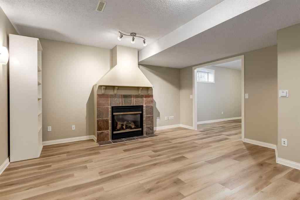 MLS® A2268081 - 1880 Thornbird Road SE in Thorburn Airdrie, Residential