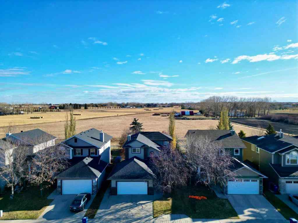 MLS® A2268081 - 1880 Thornbird Road SE in Thorburn Airdrie, Residential