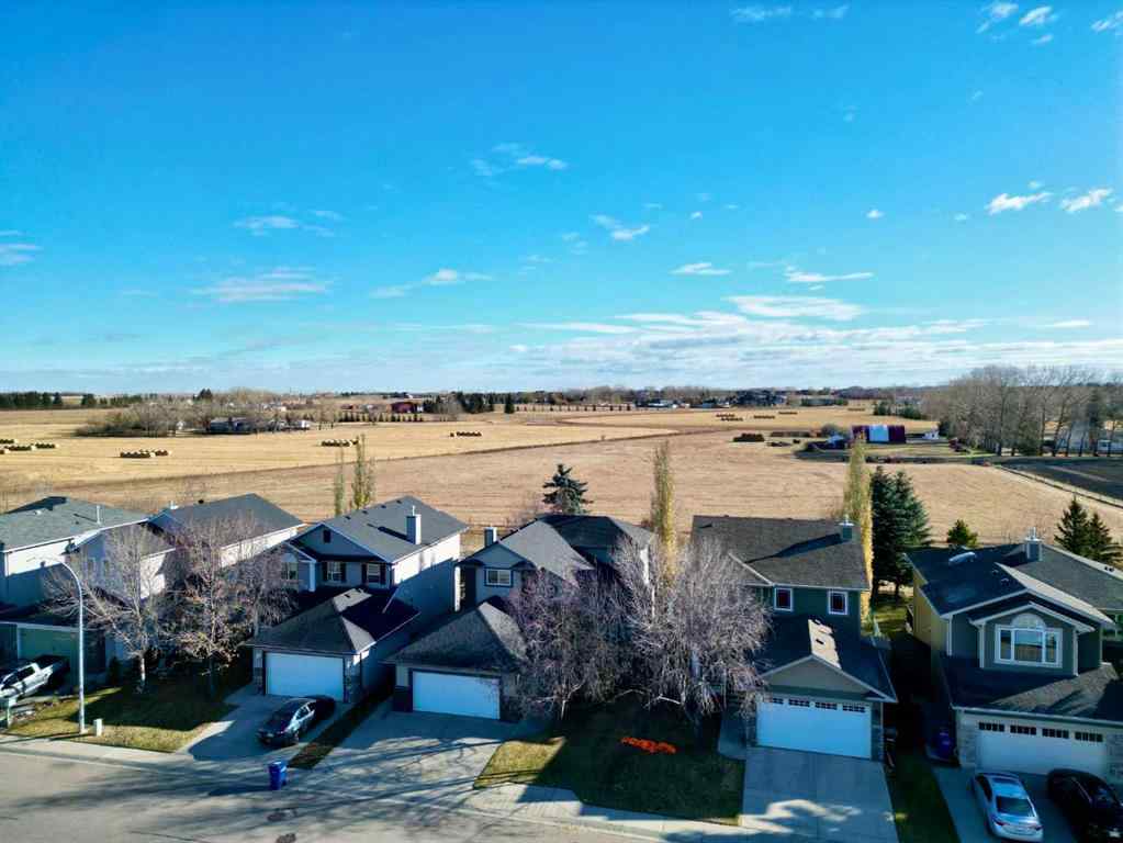 MLS® A2268081 - 1880 Thornbird Road SE in Thorburn Airdrie, Residential