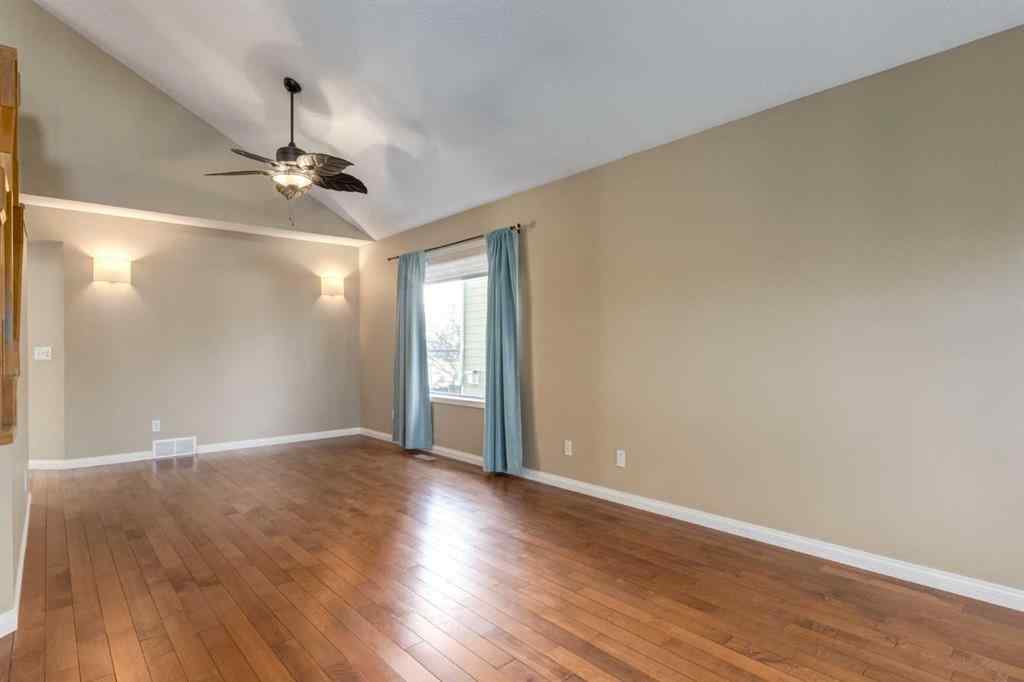 MLS® A2268081 - 1880 Thornbird Road SE in Thorburn Airdrie, Residential