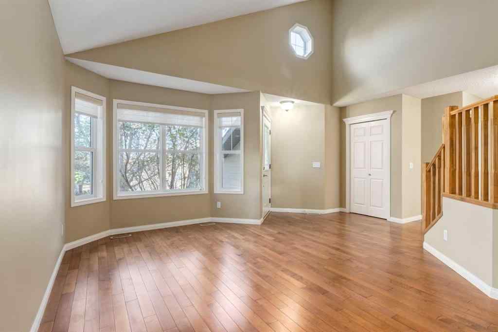 MLS® A2268081 - 1880 Thornbird Road SE in Thorburn Airdrie, Residential