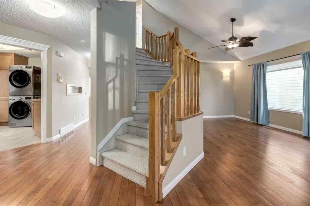 MLS® A2268081 - 1880 Thornbird Road SE in Thorburn Airdrie, Residential