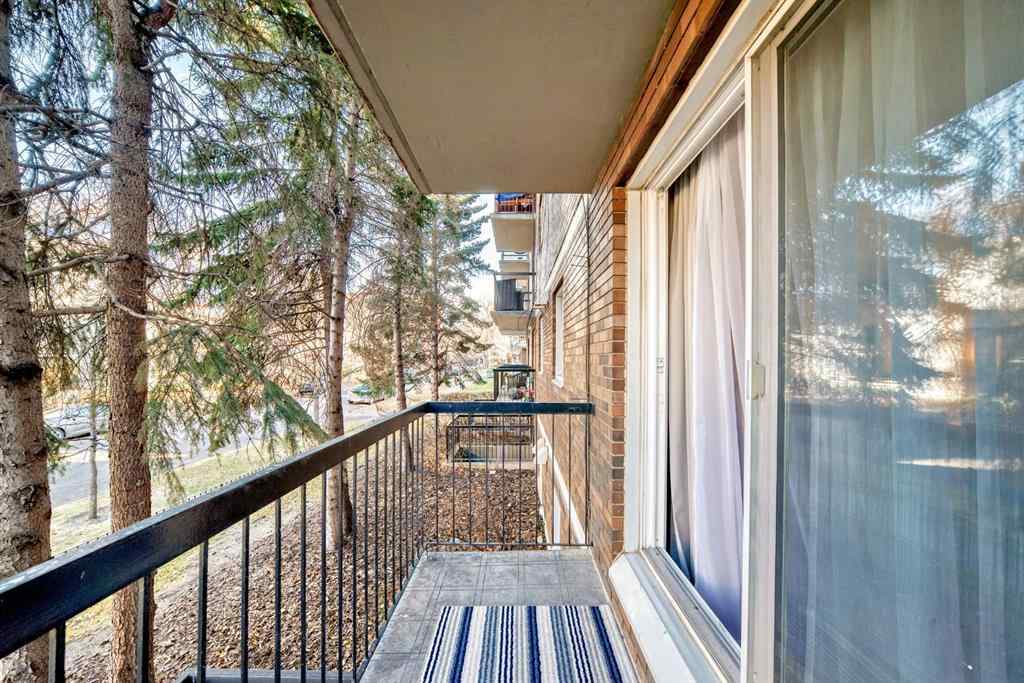 MLS® A2268082 - Unit #201 835 18 Avenue SW in Lower Mount Royal Calgary, Residential